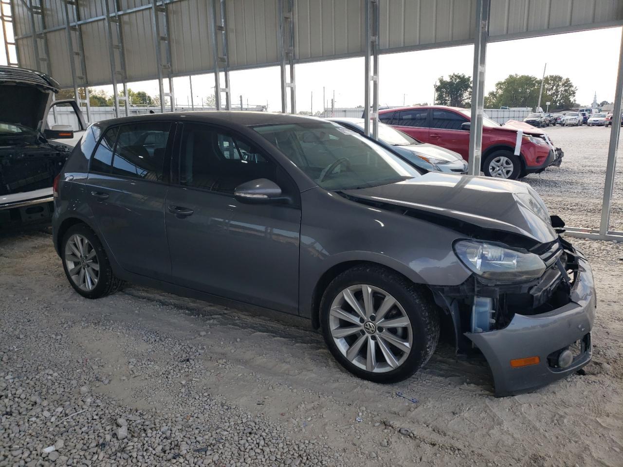 2014 VOLKSWAGEN GOLF