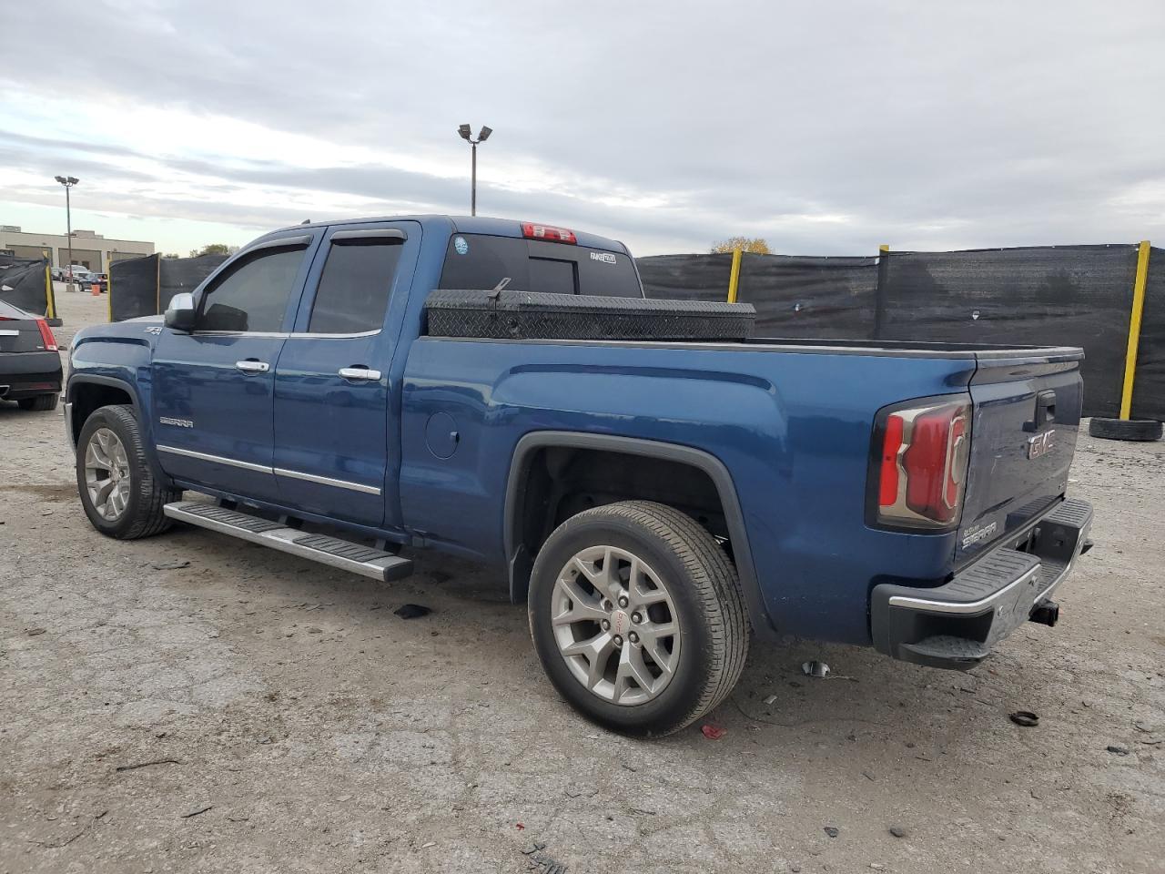 2016 GMC Sierra