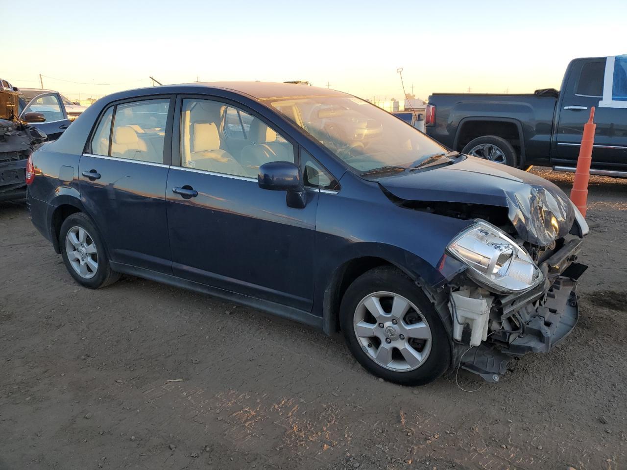 2008 NISSAN VERSA