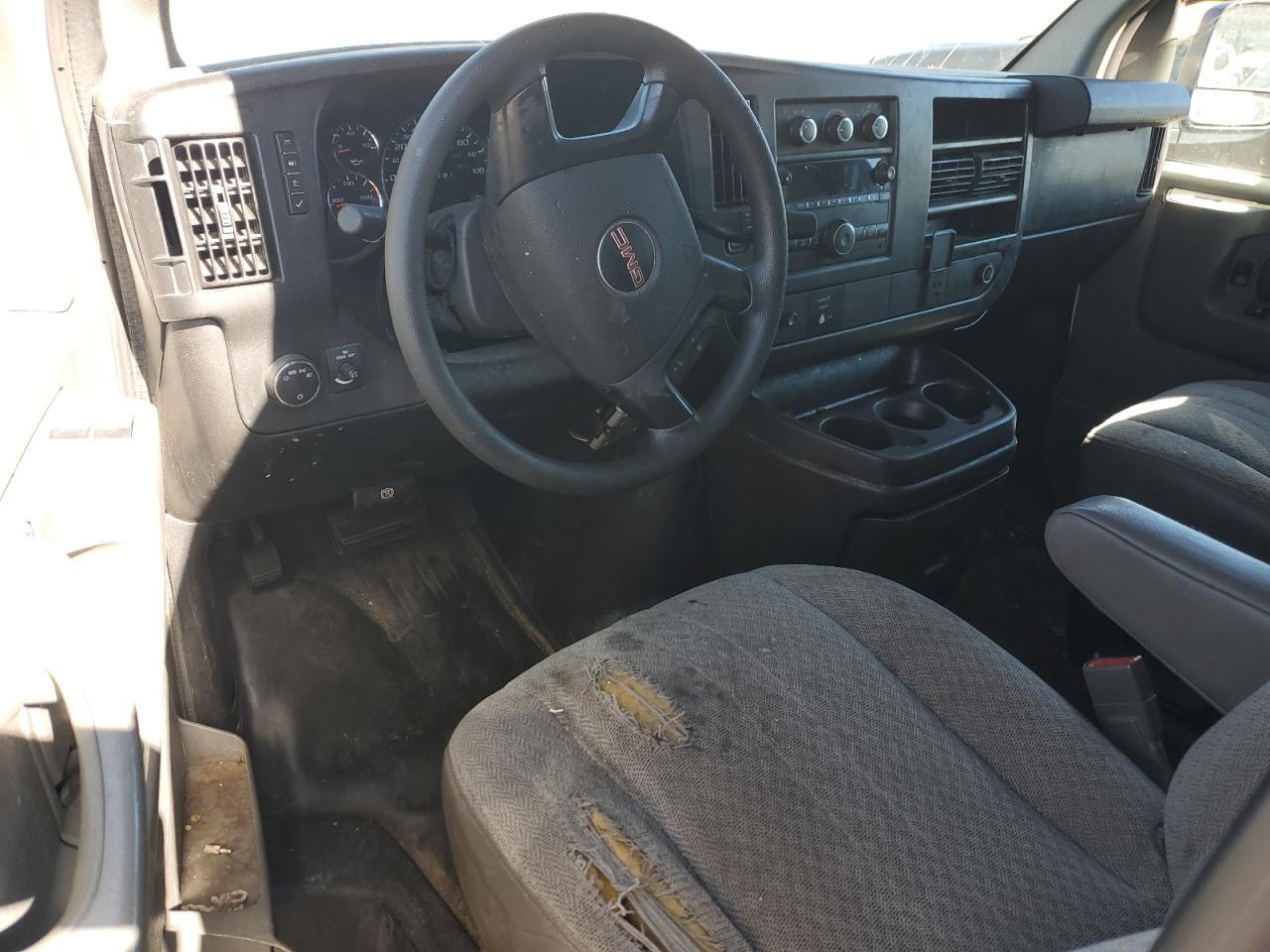 2015 GMC Savana