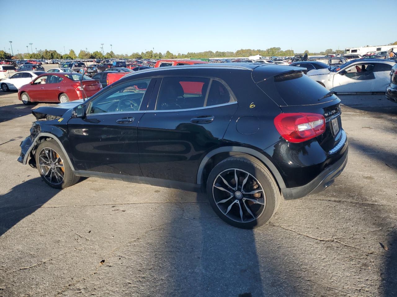 2017 MERCEDES-BENZ GLA-Class