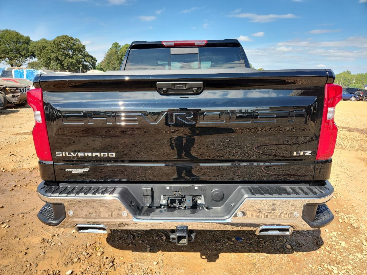 2025 CHEVROLET Silverado