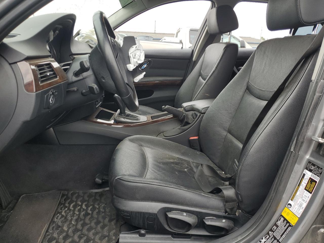 2011 BMW 3 SERIES