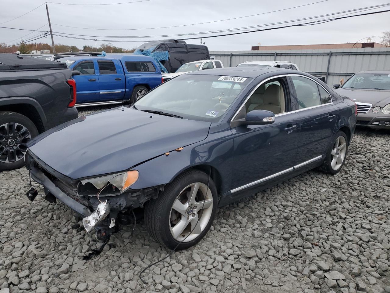 2010 VOLVO S80
