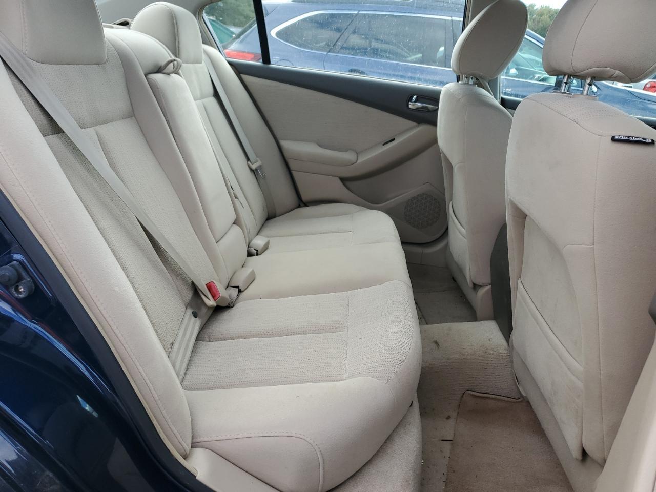 2010 NISSAN ALTIMA