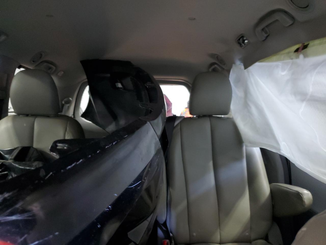 2014 TOYOTA SIENNA
