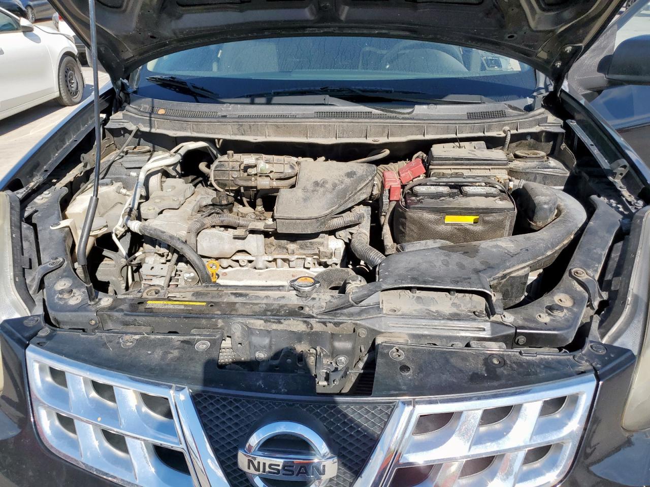 2015 NISSAN ROGUE