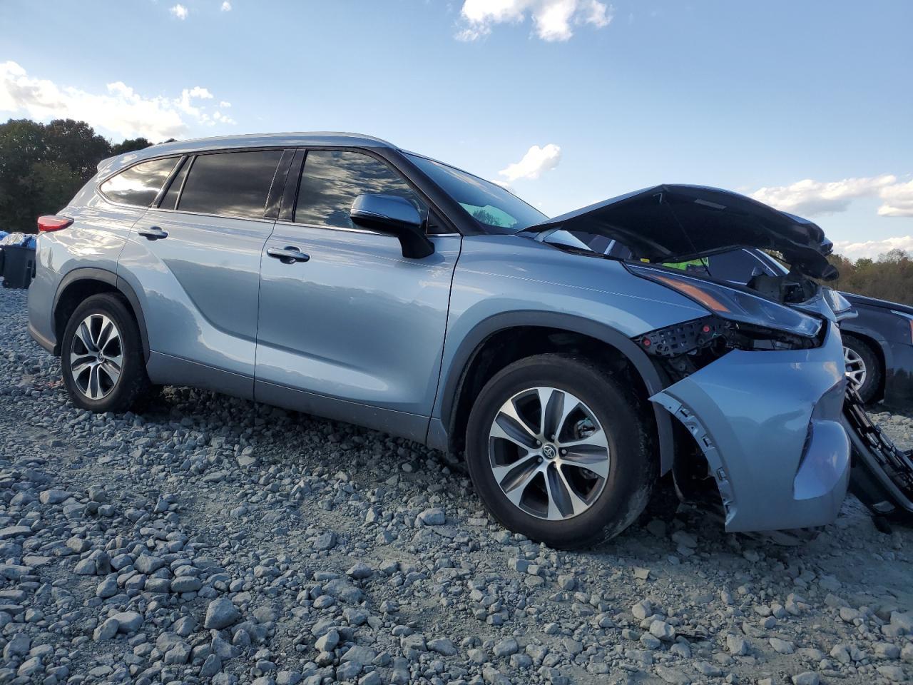 2022 TOYOTA HIGHLANDER