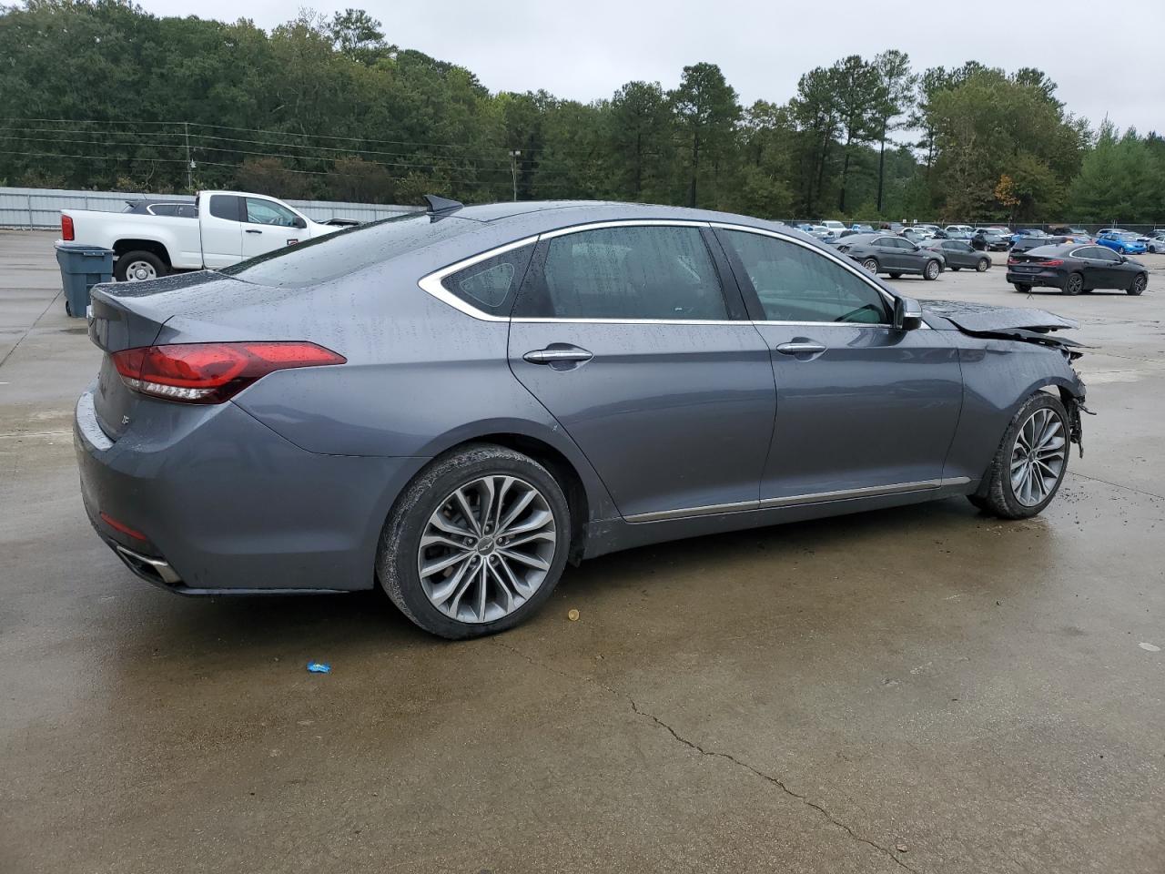 2016 HYUNDAI GENESIS