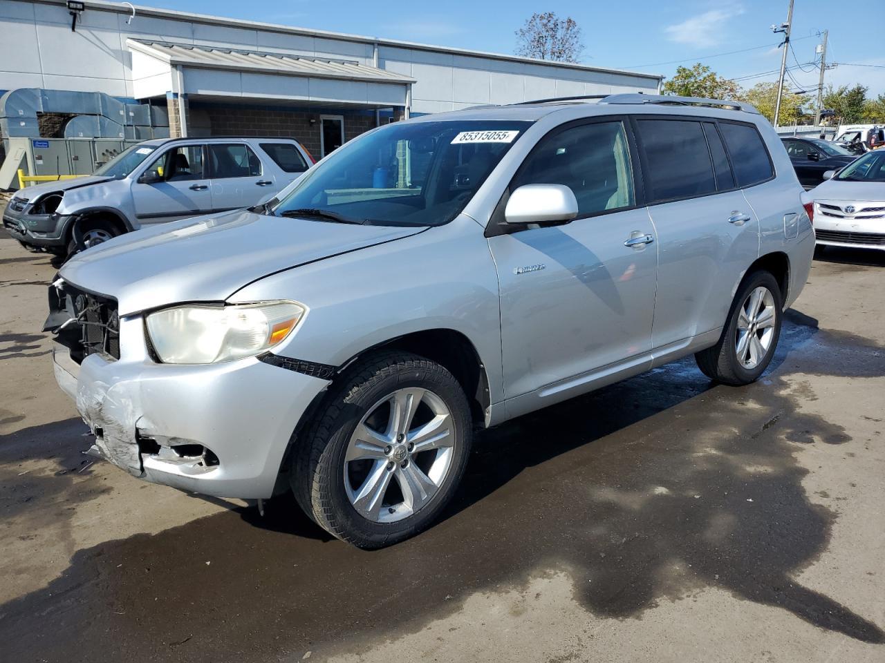 2010 TOYOTA HIGHLANDER