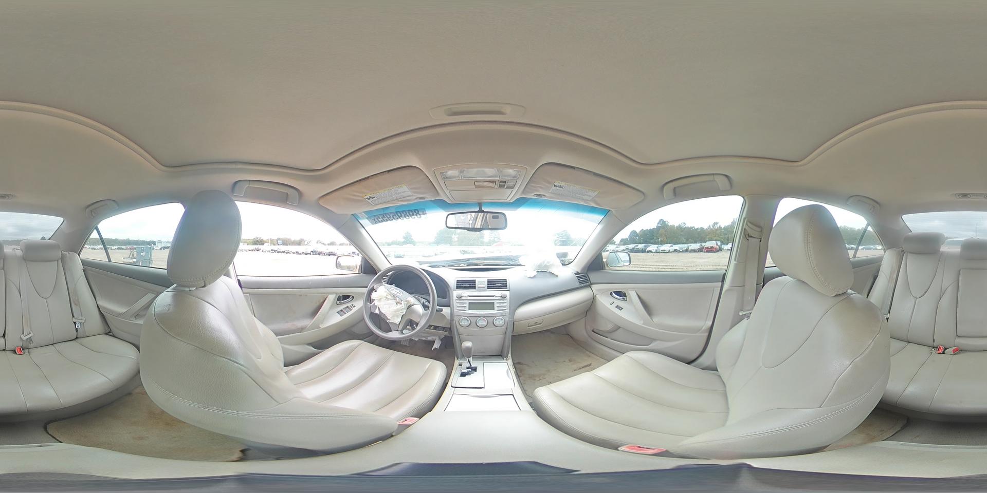 2010 TOYOTA CAMRY