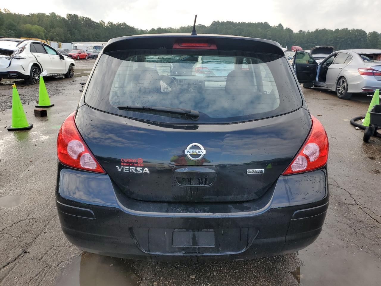 2012 NISSAN VERSA