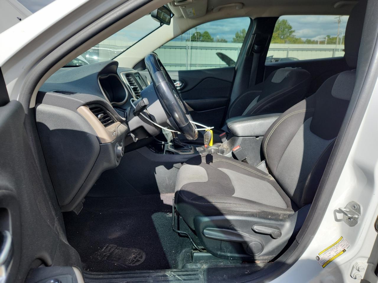 2018 JEEP CHEROKEE