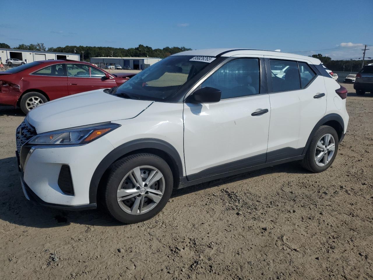 2021 NISSAN KICKS
