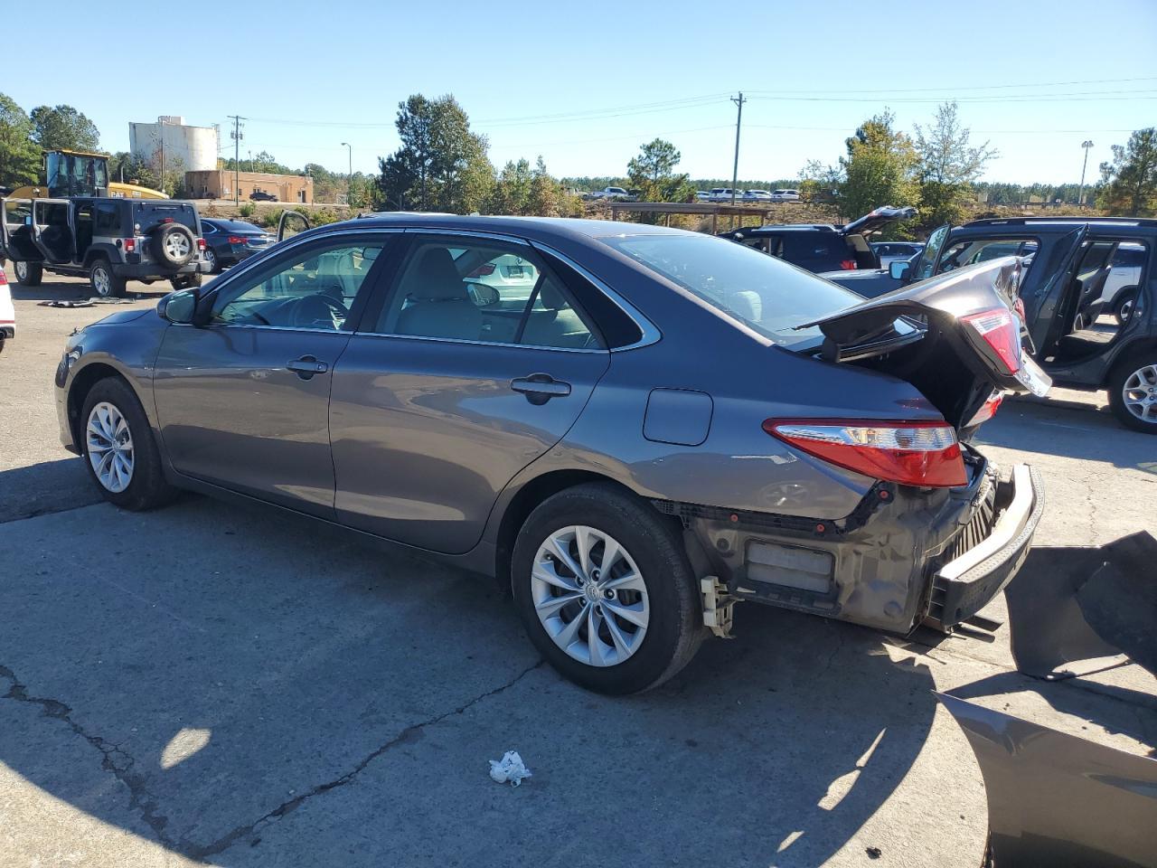 2016 TOYOTA CAMRY