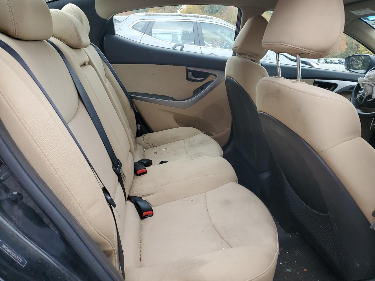 2012 HYUNDAI ELANTRA
