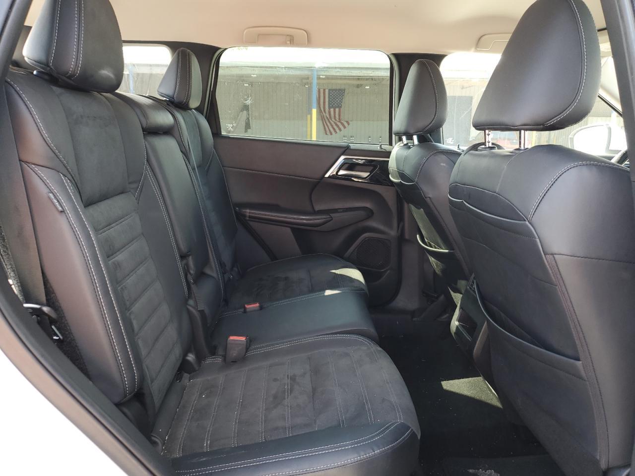 2022 MITSUBISHI outlander