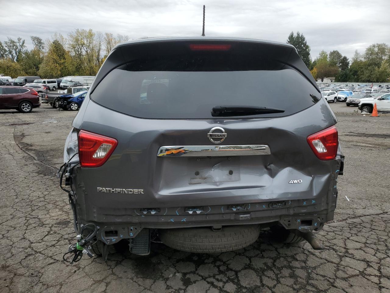 2017 NISSAN PATHFINDER