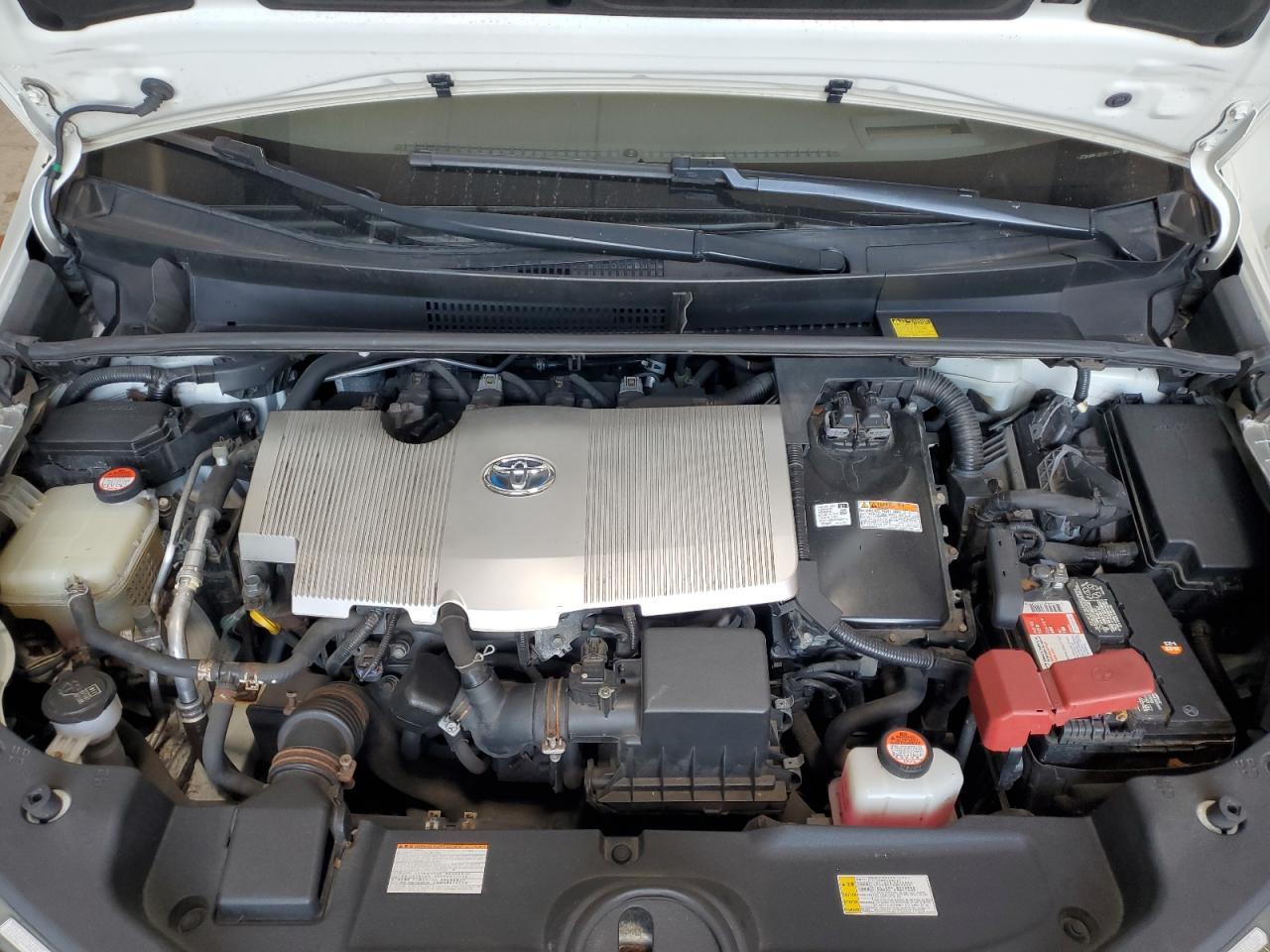 2016 TOYOTA PRIUS