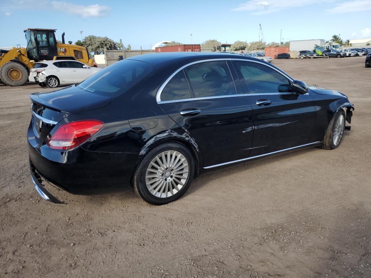 2016 MERCEDES-BENZ C-CLASS