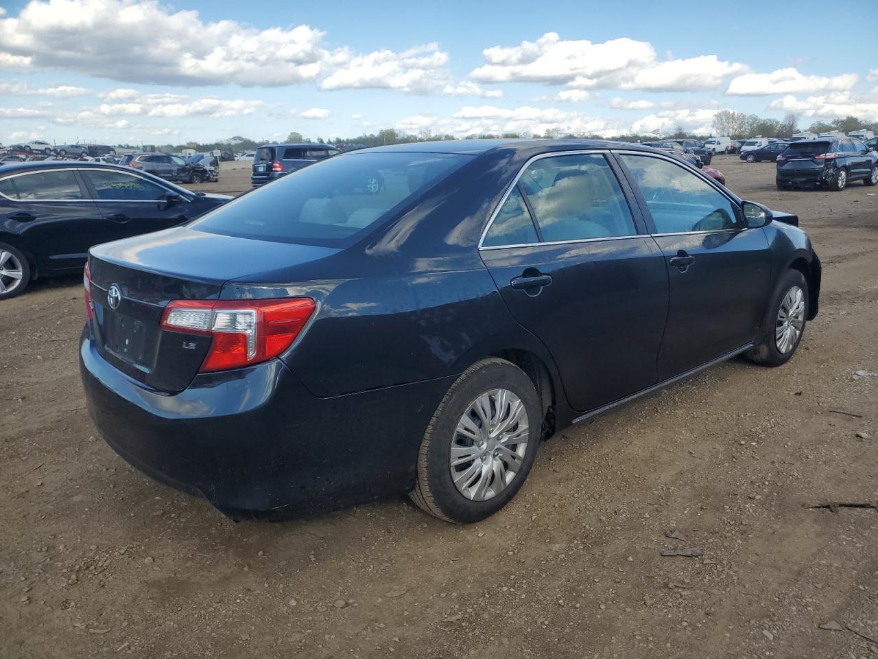 2012 TOYOTA CAMRY