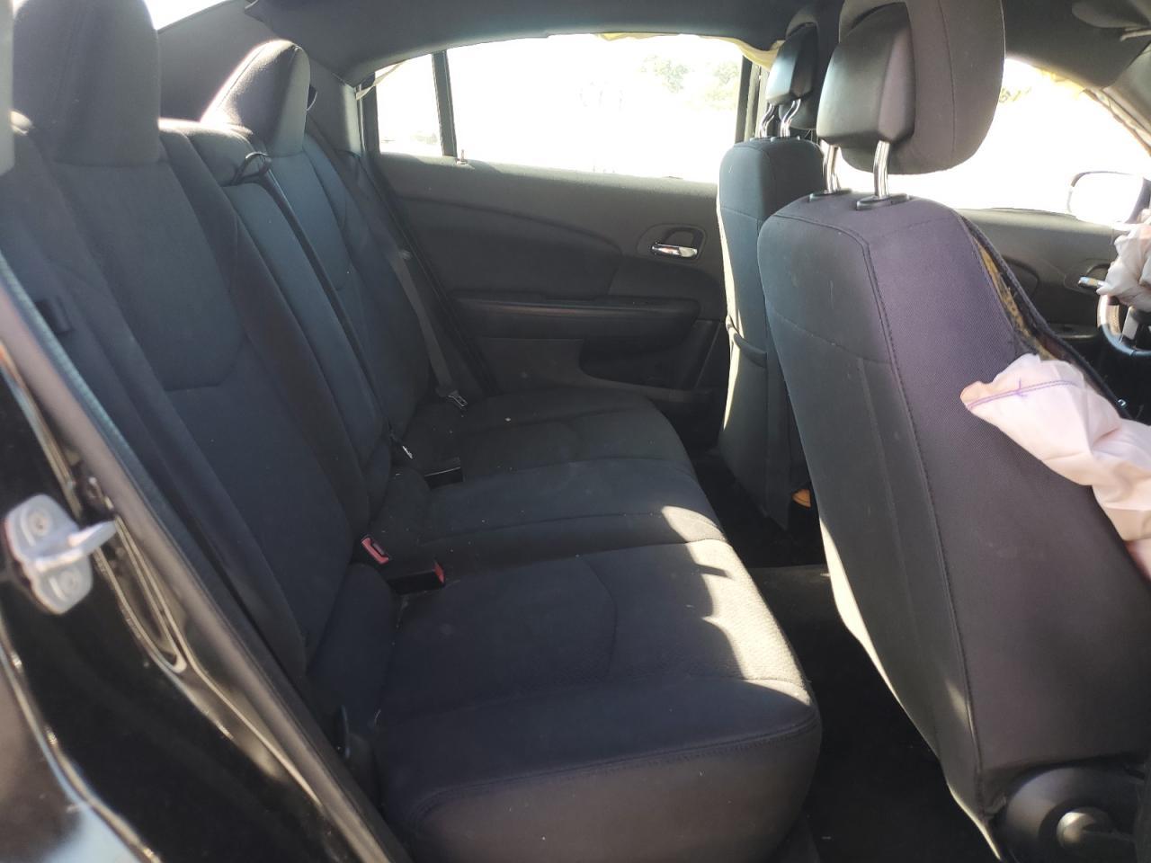 2014 CHRYSLER 200