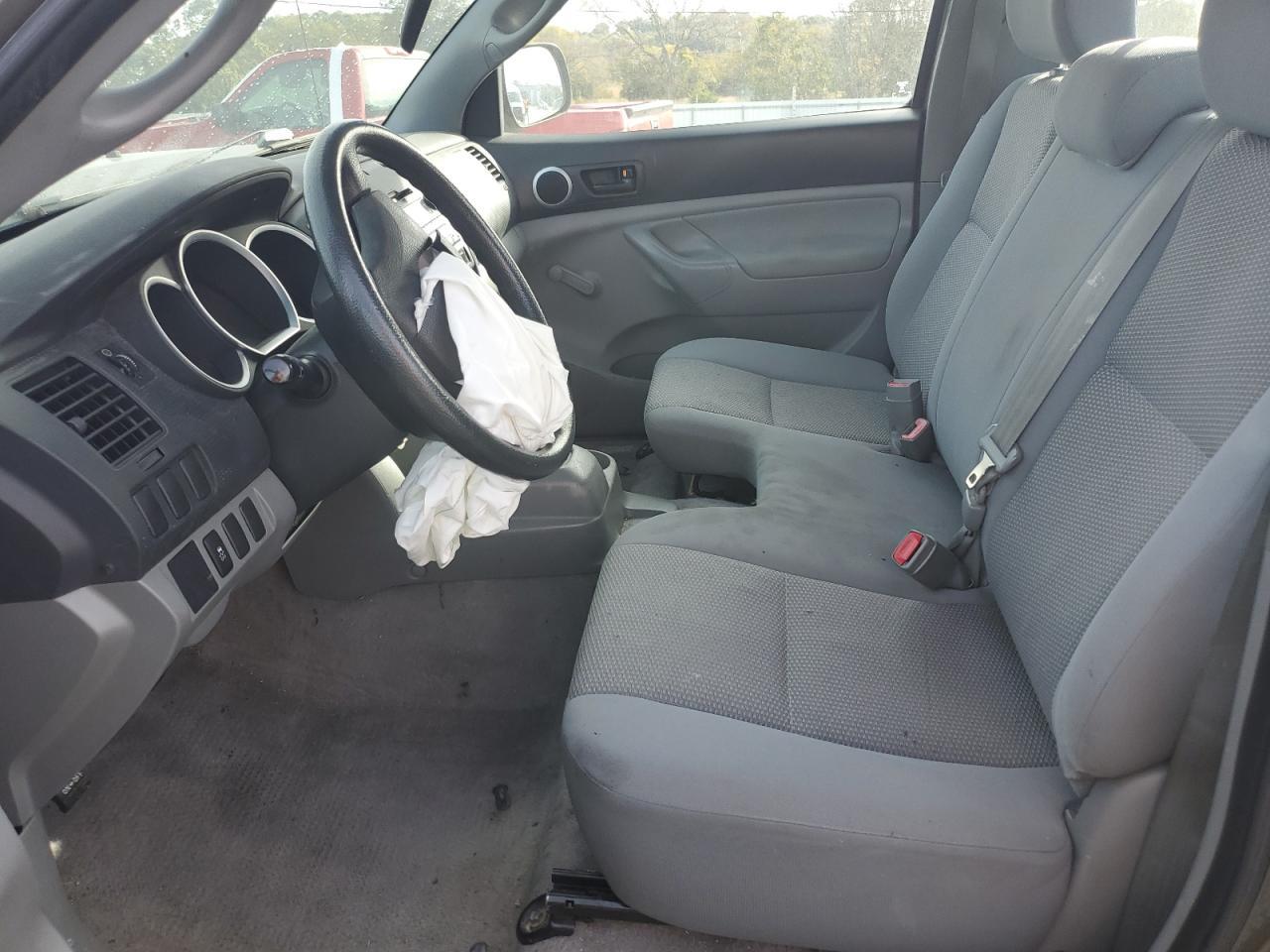 2011 TOYOTA TACOMA