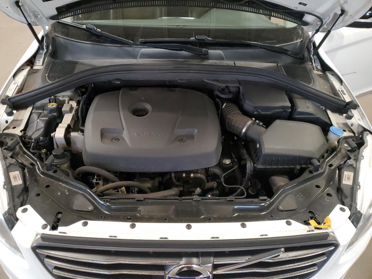 2017 VOLVO XC60