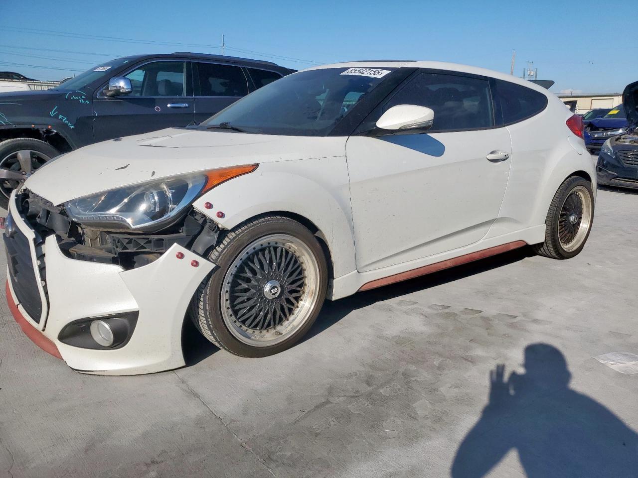 2013 HYUNDAI VELOSTER
