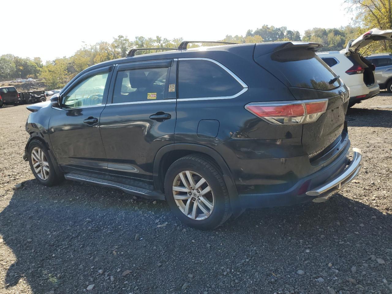 2015 TOYOTA HIGHLANDER