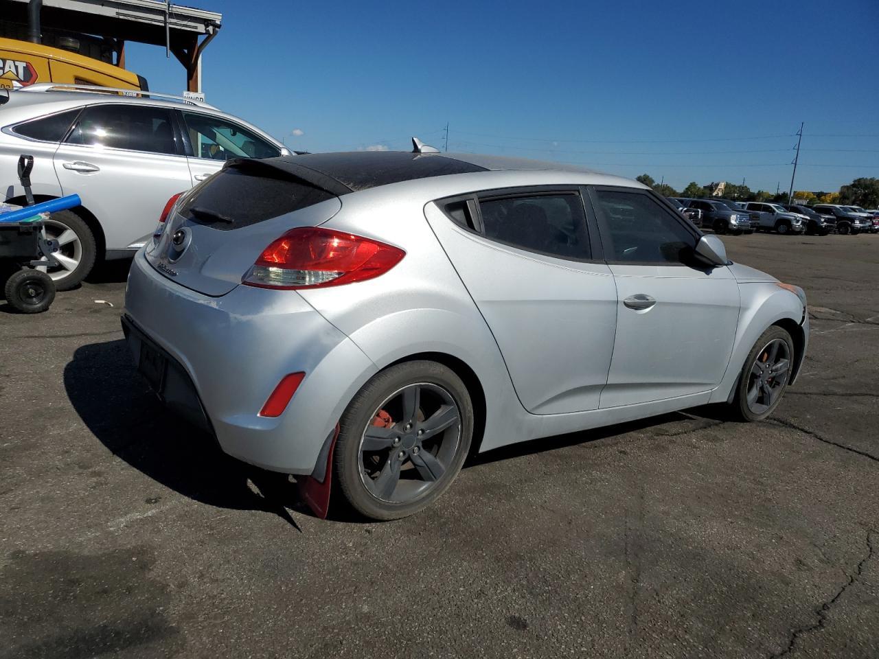 2013 HYUNDAI VELOSTER
