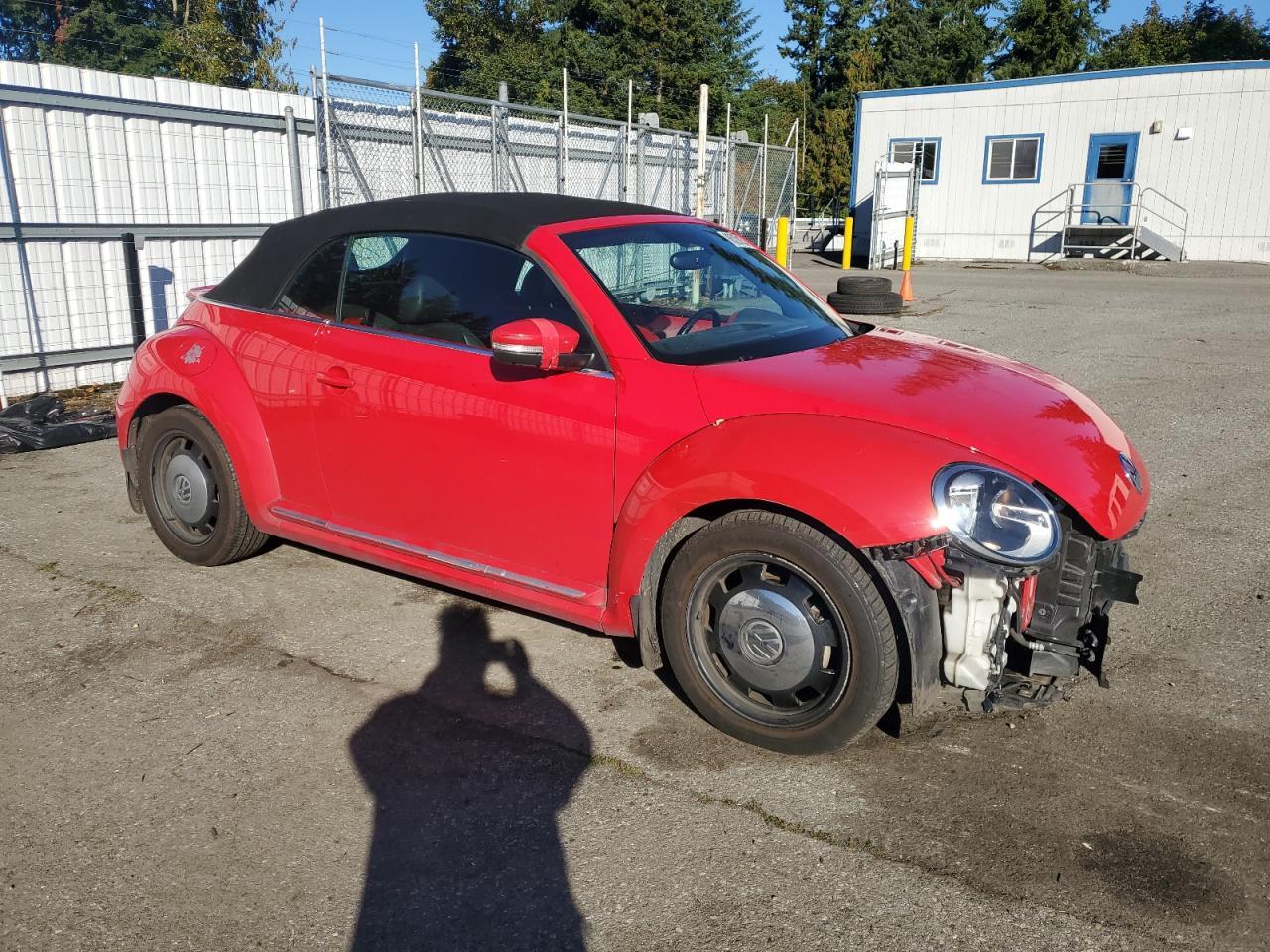 2013 VOLKSWAGEN Beetle