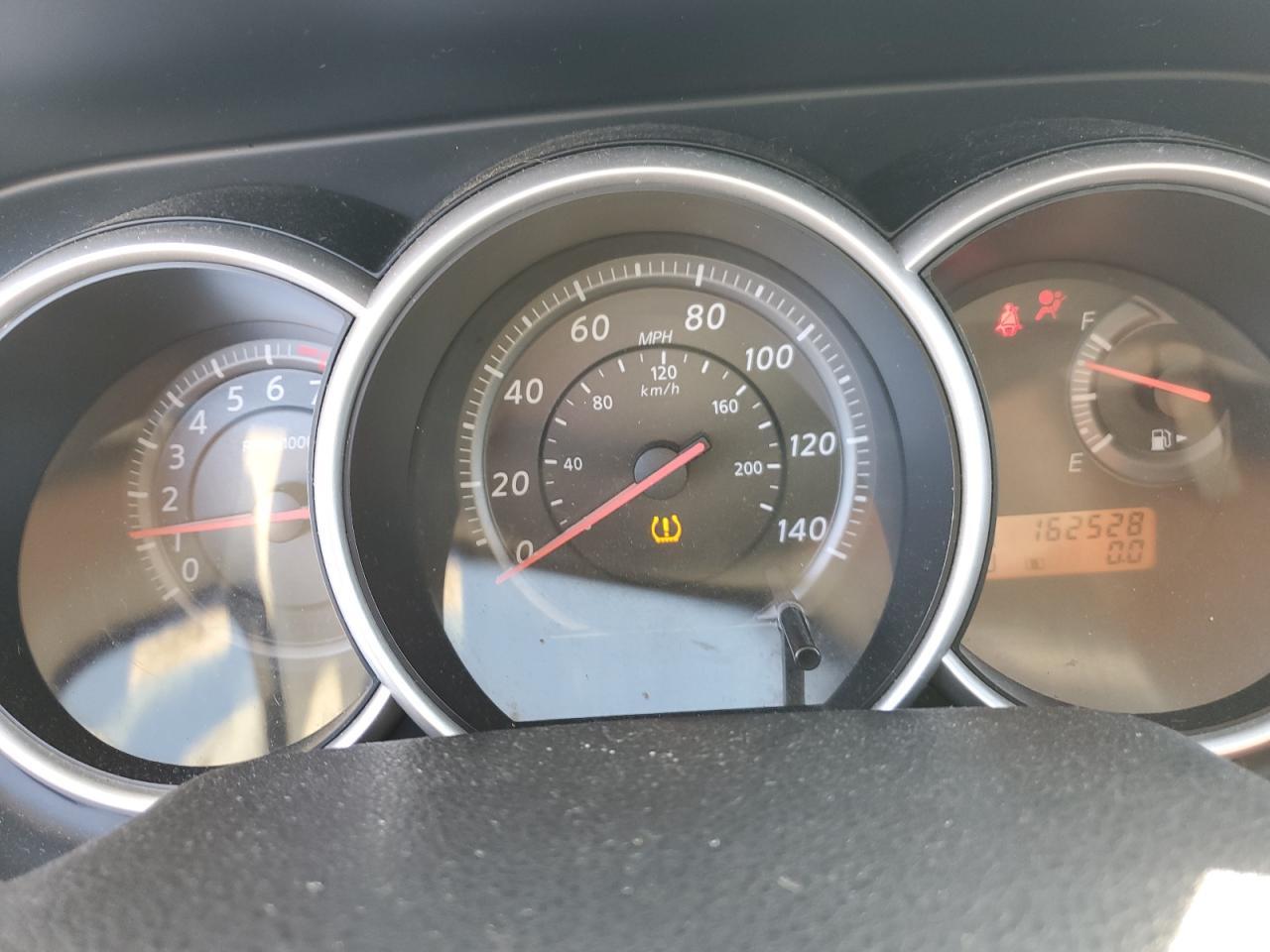 2011 NISSAN VERSA