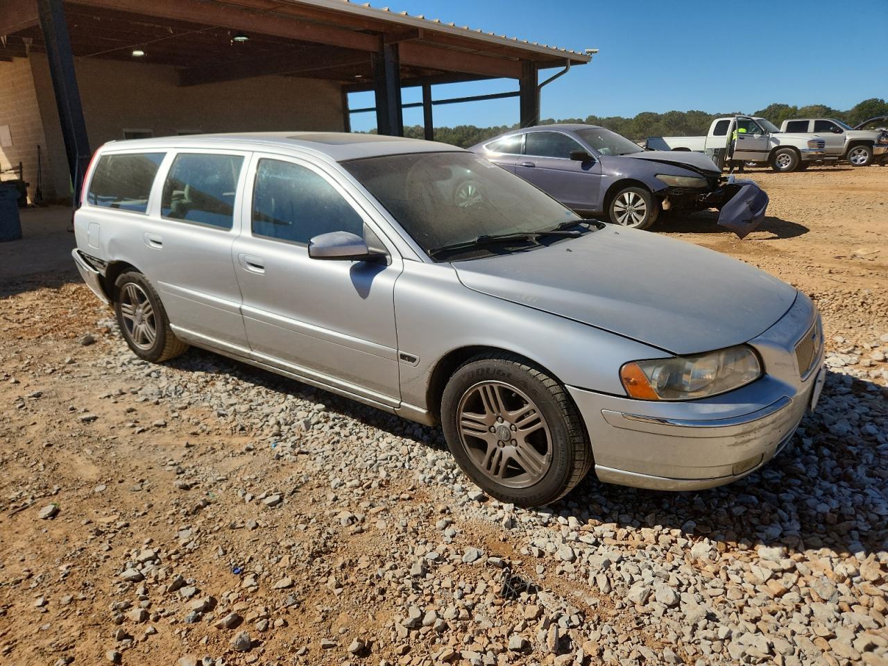 2006 VOLVO V70