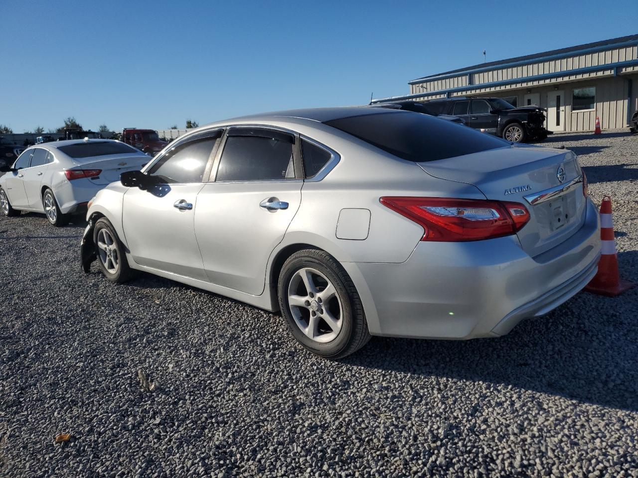 2017 NISSAN ALTIMA