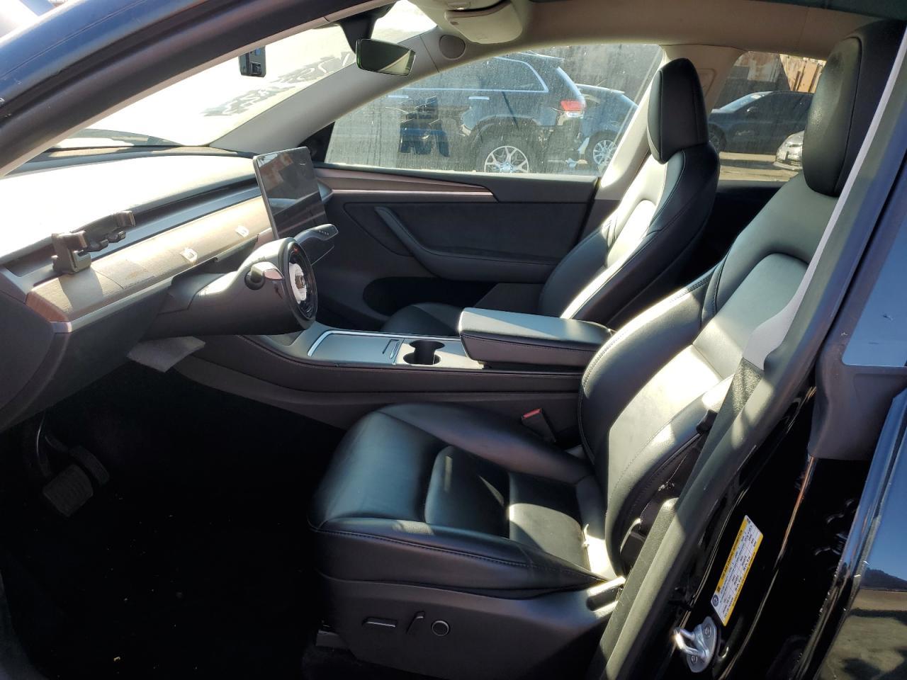 2024 TESLA MODEL Y