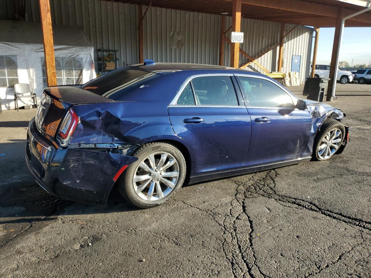2017 CHRYSLER 300