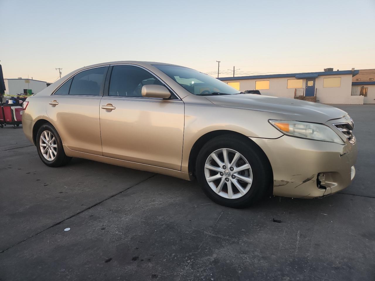 2010 TOYOTA CAMRY
