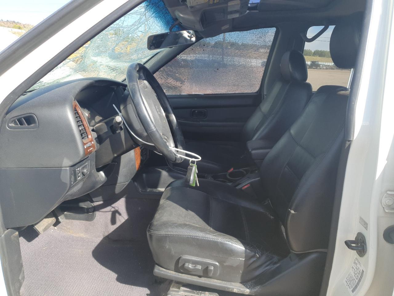 2002 NISSAN PATHFINDER