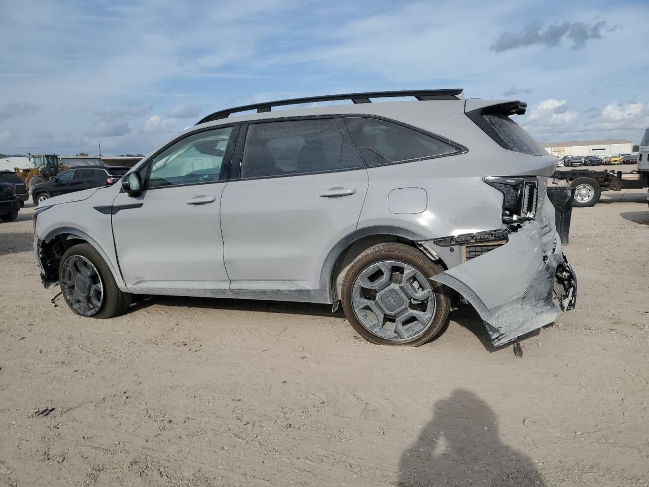 2025 KIA SORENTO