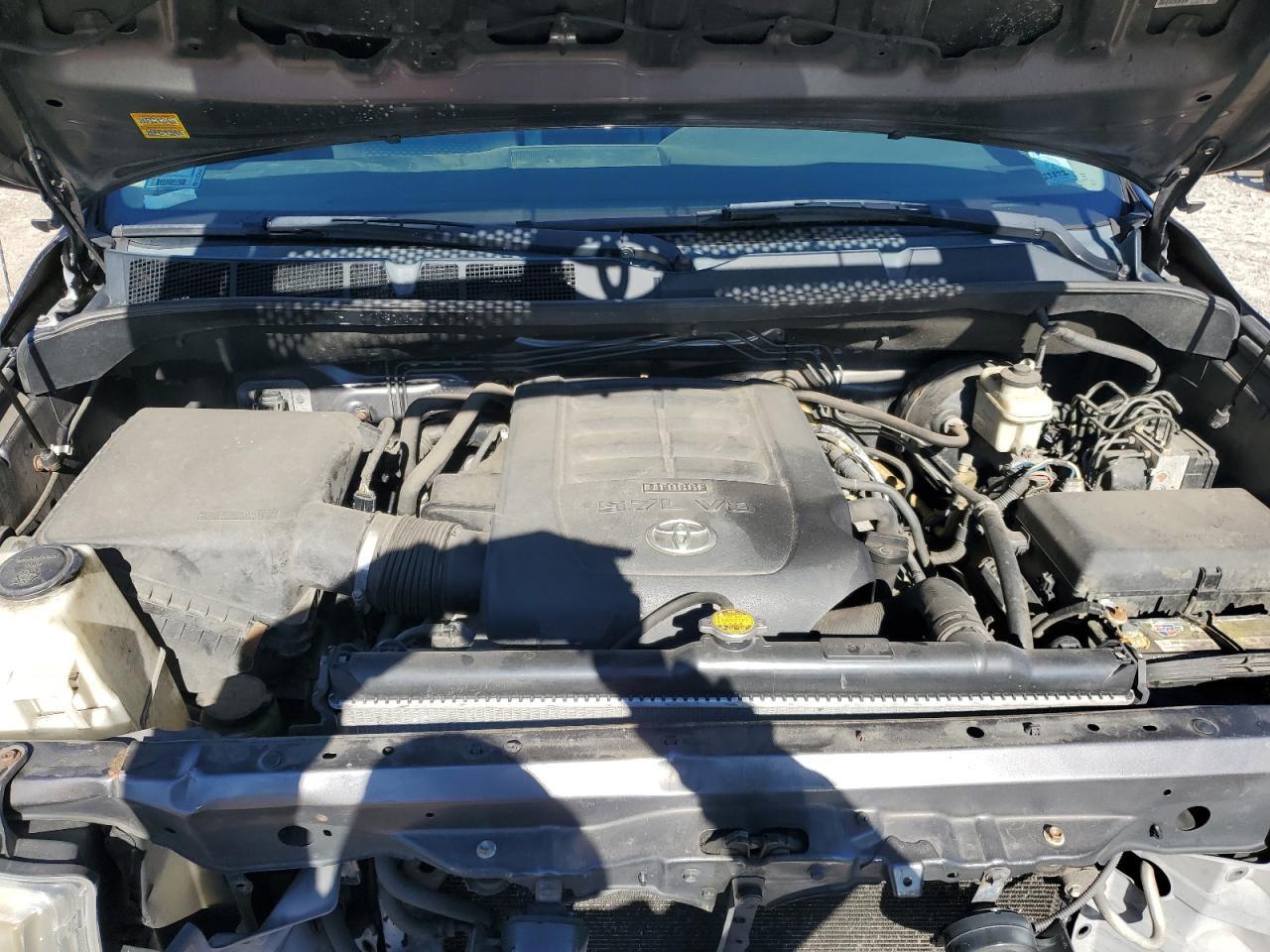 2011 TOYOTA TUNDRA