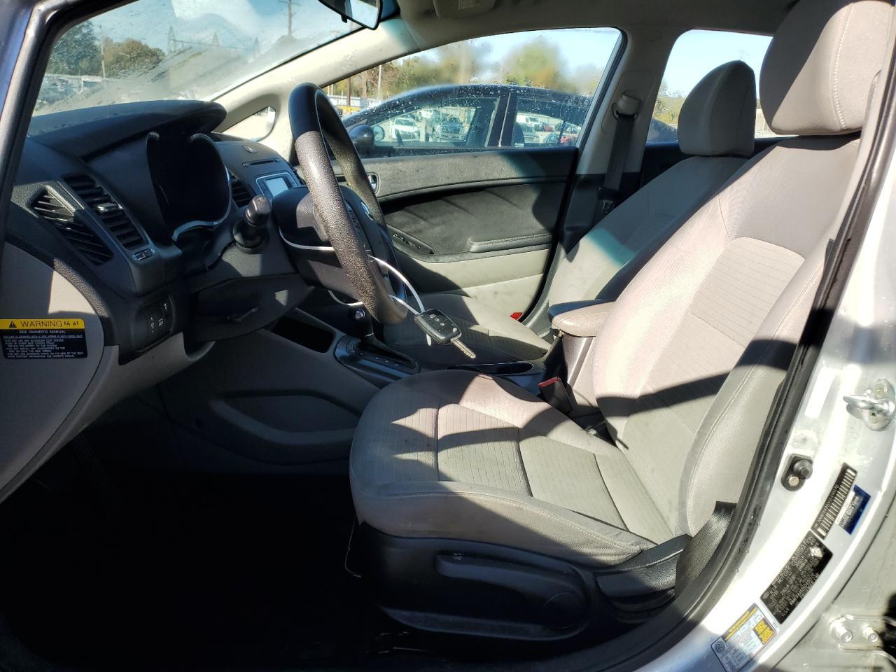 2016 KIA FORTE