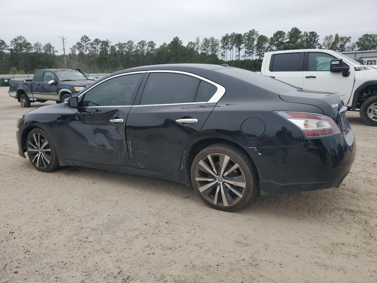 2012 NISSAN Maxima
