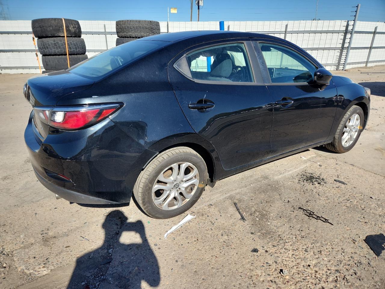 2016 TOYOTA SCION