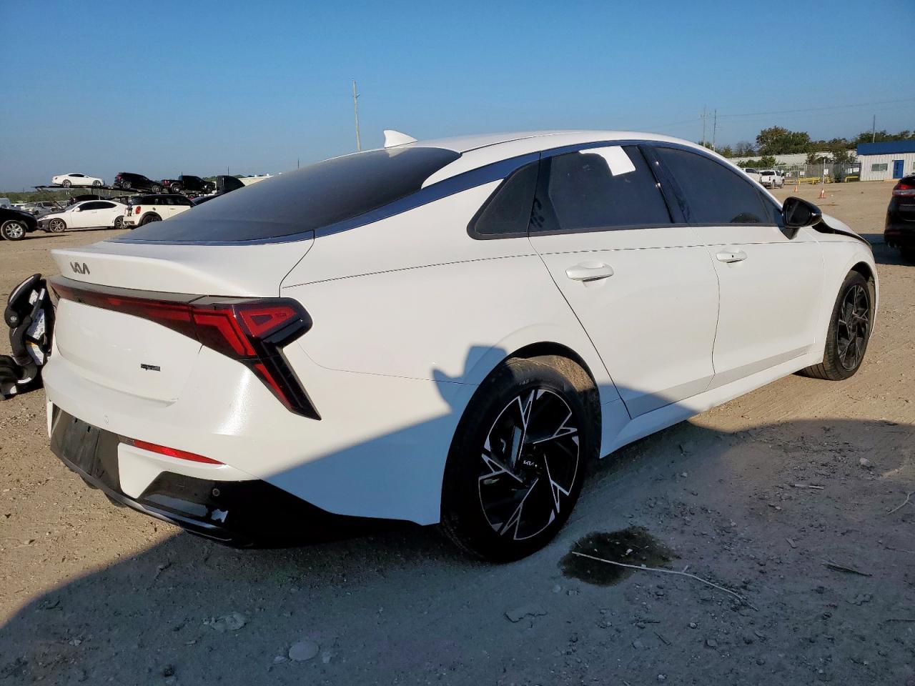 2025 KIA K5