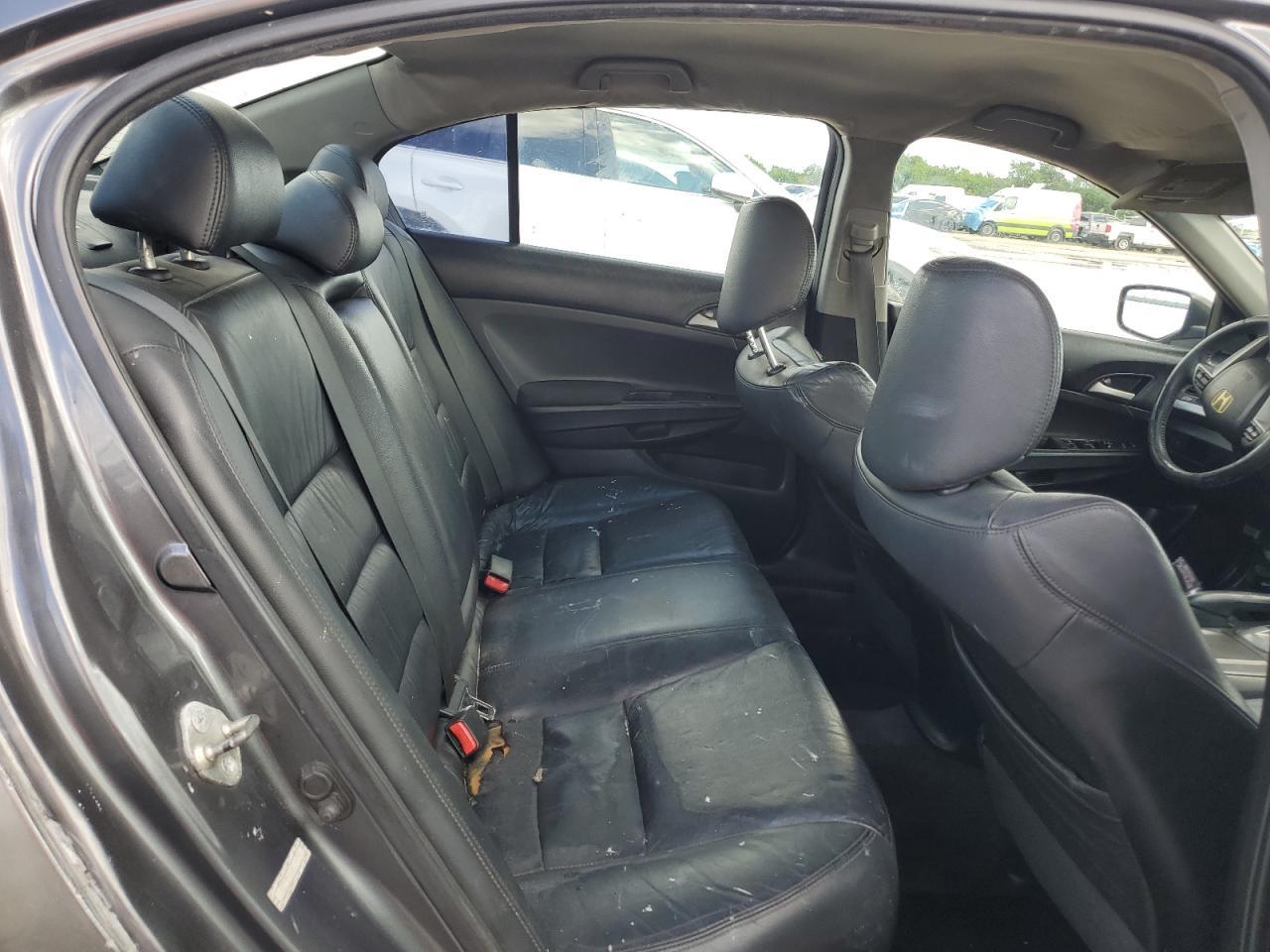 2011 HONDA ACCORD