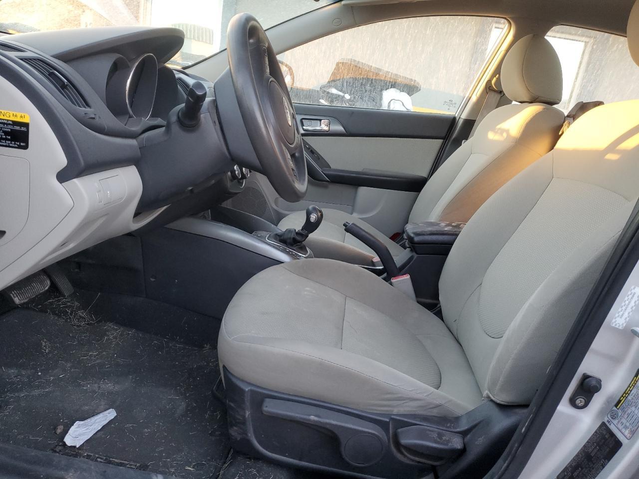 2013 KIA FORTE