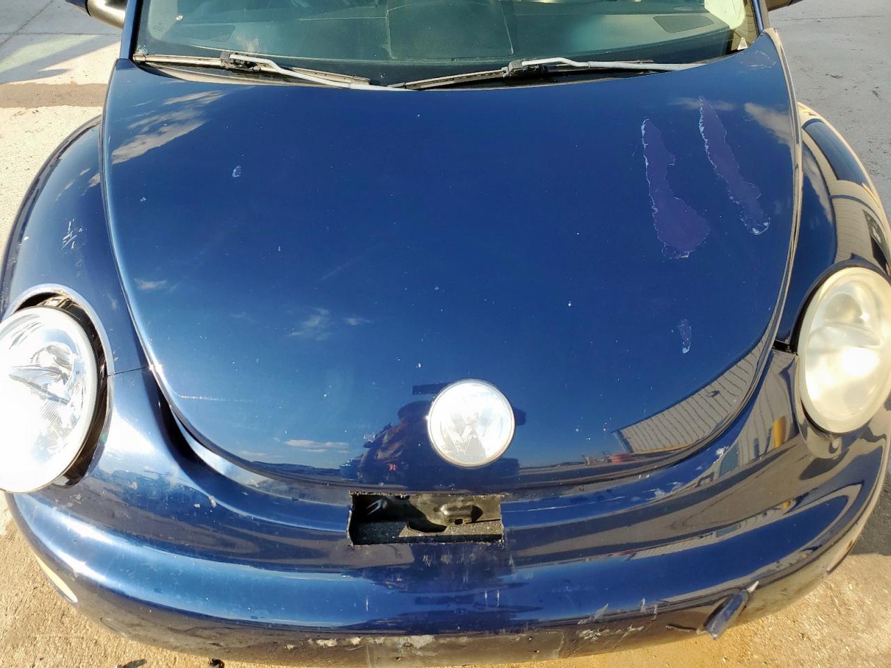 2004 VOLKSWAGEN Beetle