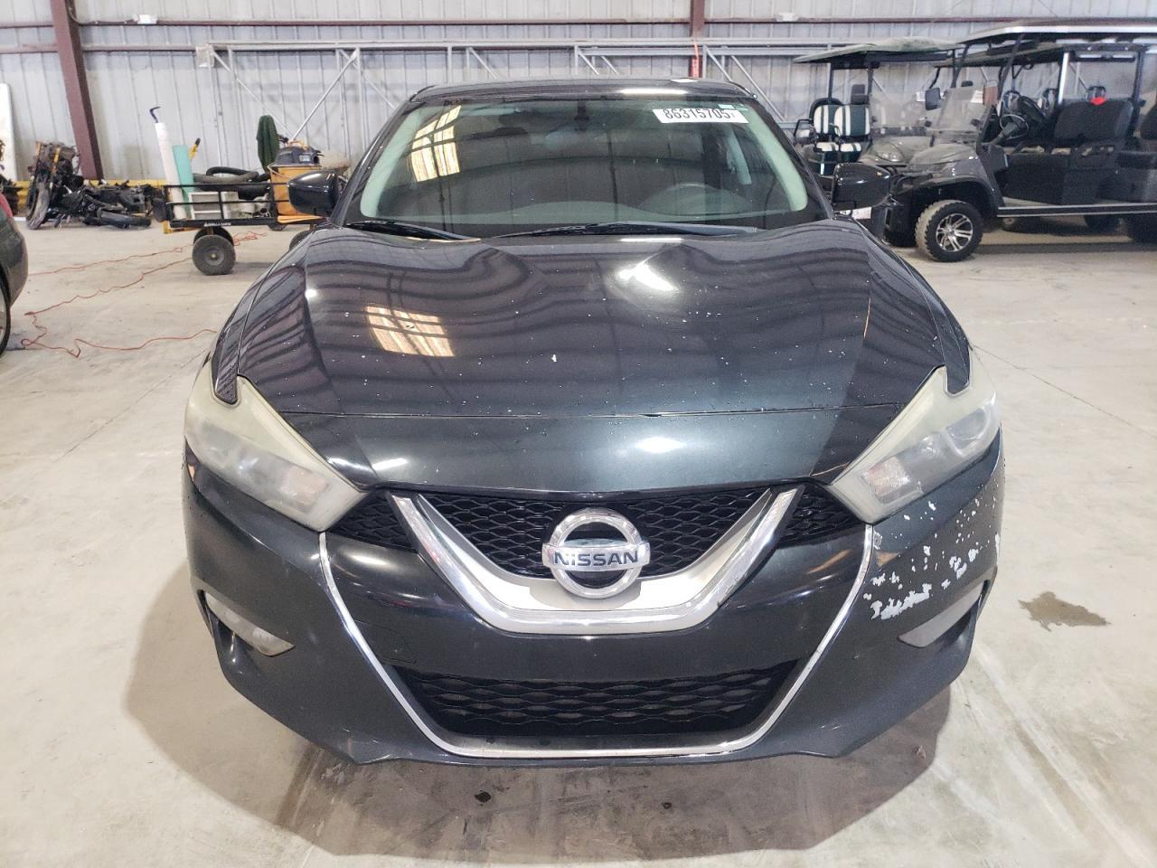2016 NISSAN Maxima