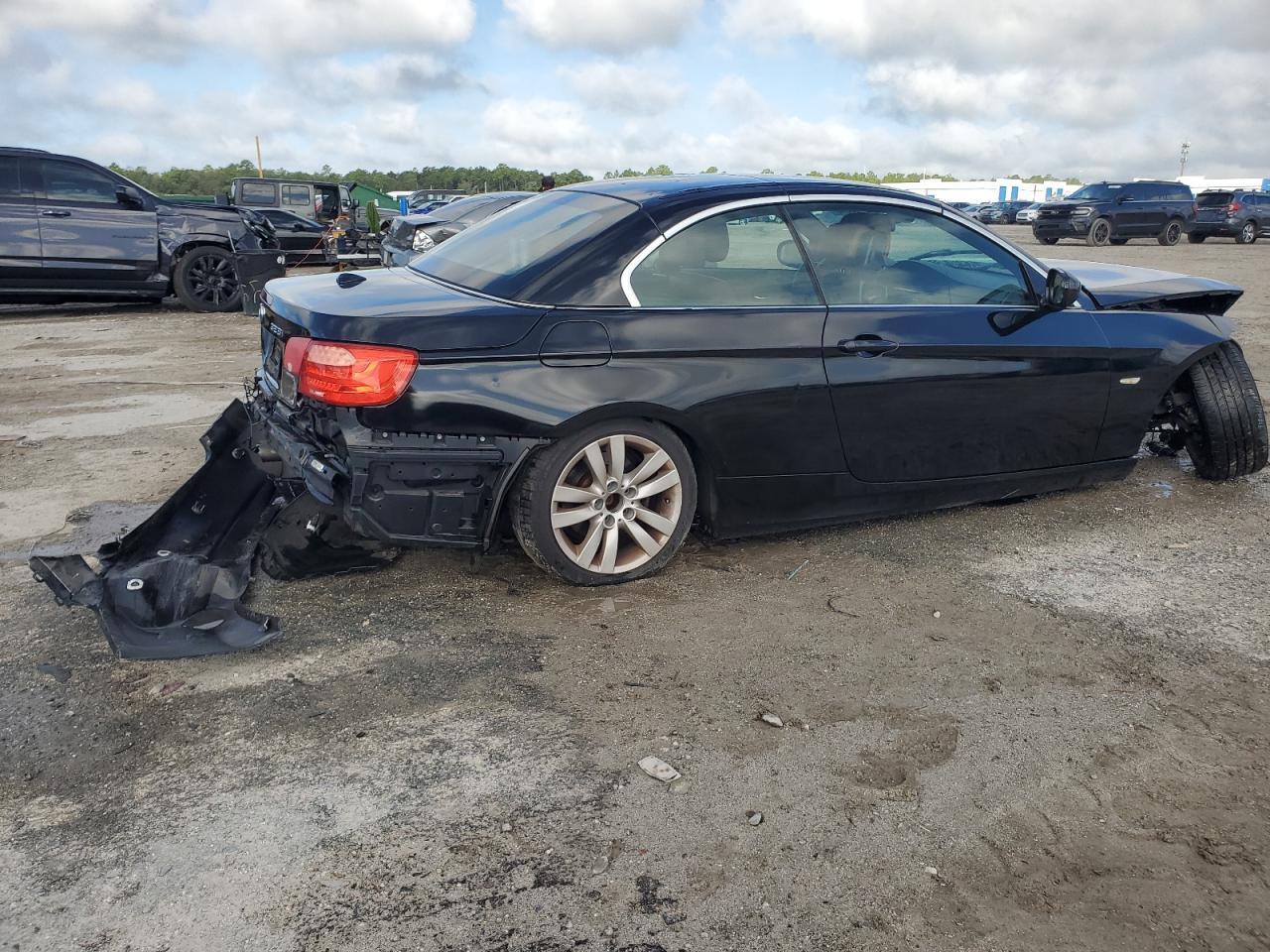 2011 BMW 3 SERIES